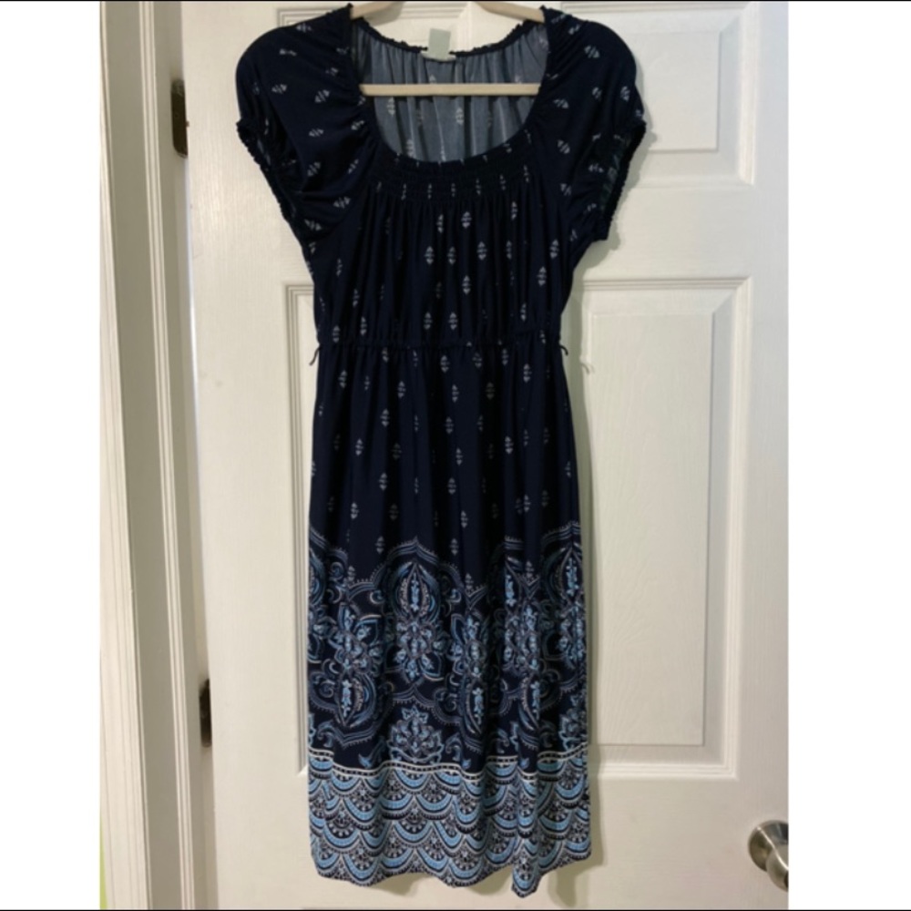 6 Cute & comfy XL maternity dresses $15 each